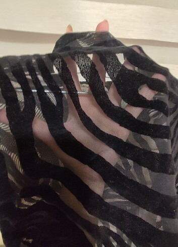 s Beden siyah Renk bershka zebra tül bluz