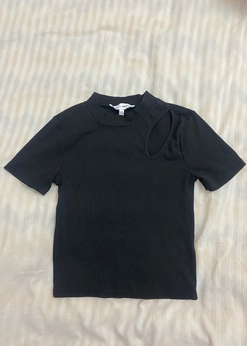 Siyah Yarım Balıkçı Yaka Kısa Kollu Kadın Tişört - Görsel 4