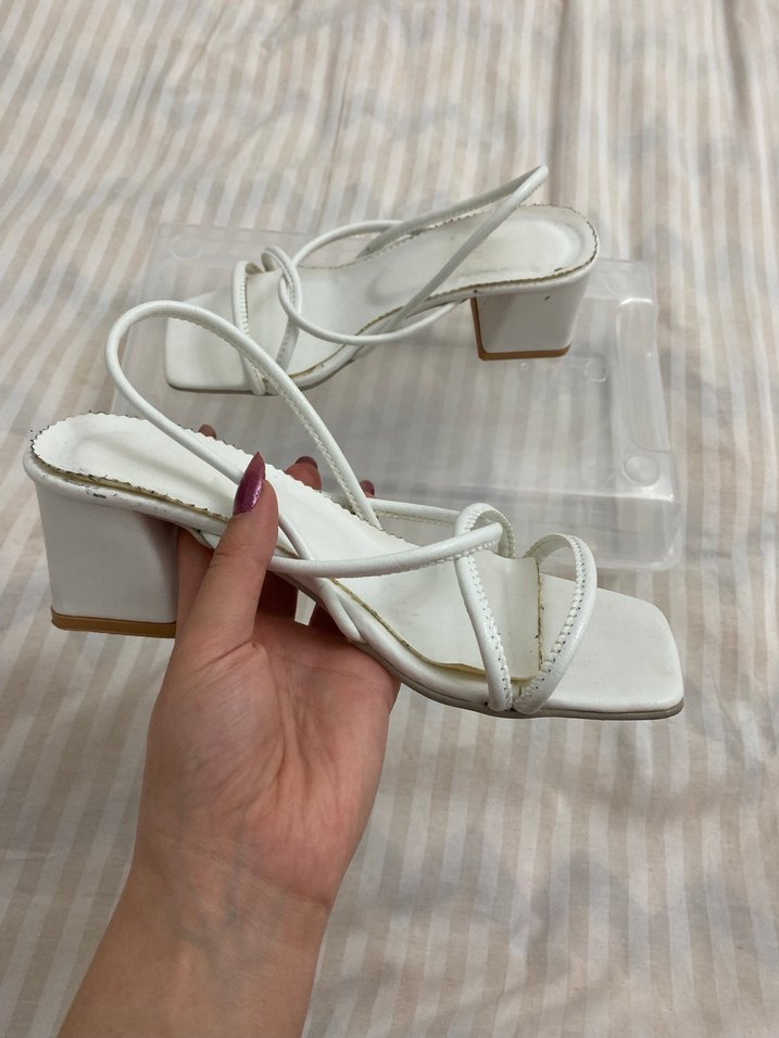 Beyaz Topuklu Kadın Sandalet - Görsel 2