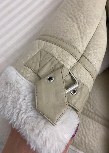 Stradivarius bej Süet Kürklü Kadın Ceket - Görsel 6