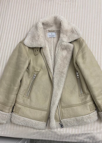 Stradivarius bej Süet Kürklü Kadın Ceket - Görsel 2