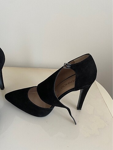 38 Beden Süet derimod stiletto