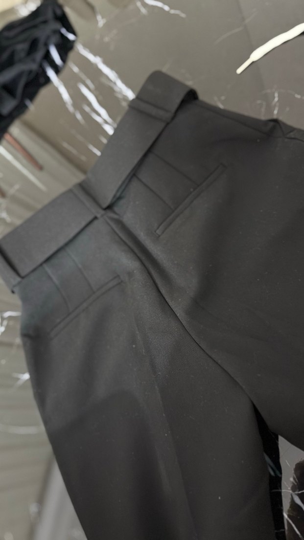 Kadın Siyah Kemerli Kumaş Pantolon - Görsel 4