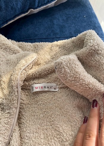 Diğer Beyaz Peluş Kadın Mont Yumuşak Kumaş
