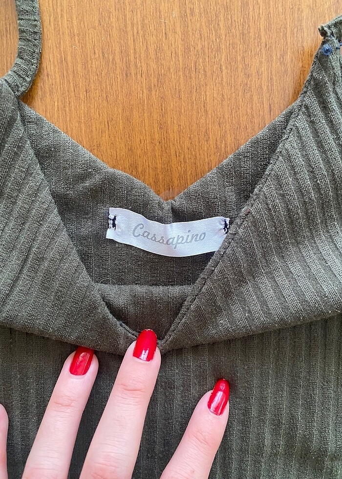 Koyu Yeşil Askılı Crop - Görsel 3