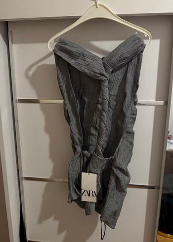 Zara Sırt Dekolteli Gri Bluz - Görsel 3
