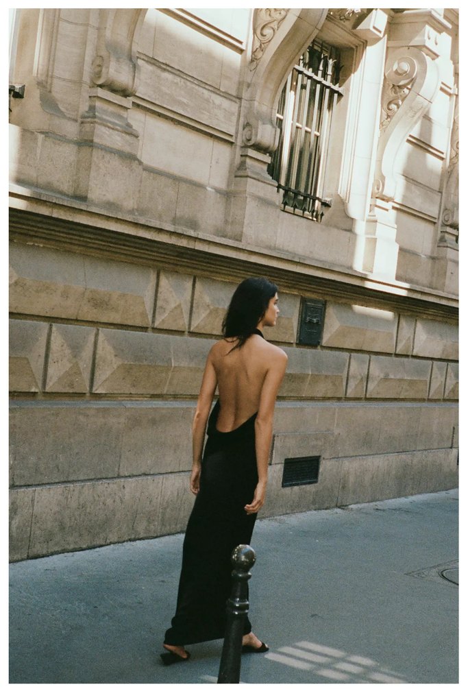 Uzun Siyah Drapeli Elbise - Görsel 3