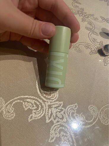 pixi lip balm