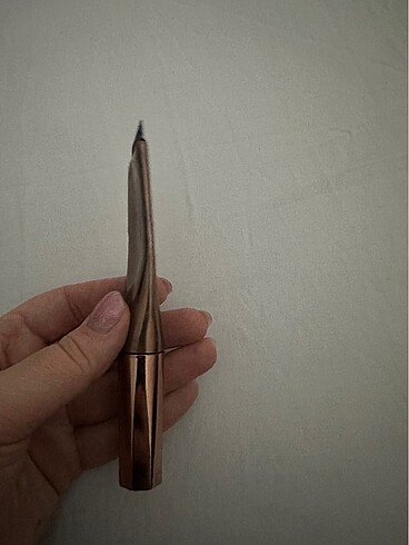 Diğer charlotte tilbury kontür