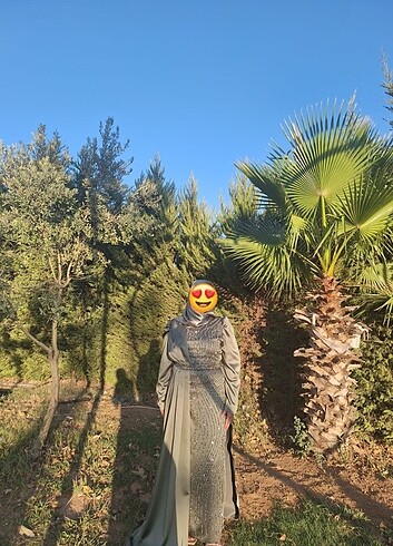 44 Beden 3 Saat Kullanılmış Abiye