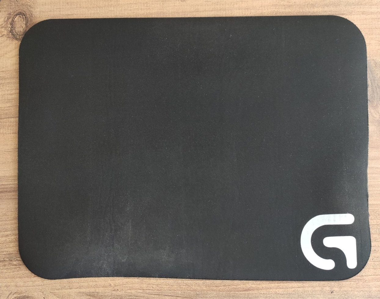 Orijinal Logitech mousepad +kutulu - Görsel 2