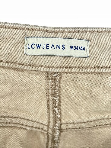 34 Beden ten rengi Renk LC Waikiki Jean / Kot %70 İndirimli.