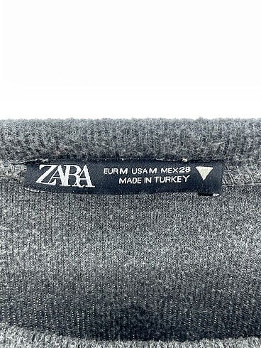 m Beden gri Renk Zara T-shirt %70 İndirimli.