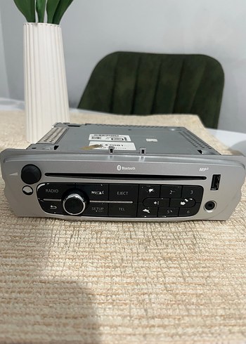 MEGANE 3 ORJİNAL TEYP VE EKRAN - Görsel 2