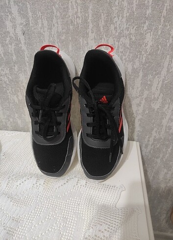 Adidas Spor ayakkabı 35