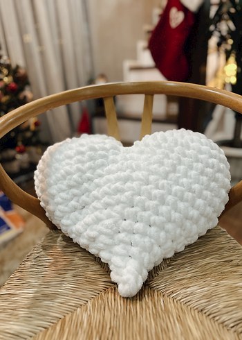 Puffy Beyaz Kalpli yastık - Görsel 4