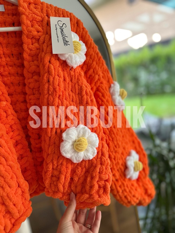 Puffy Turuncu çiçekli Hırka - Görsel 4
