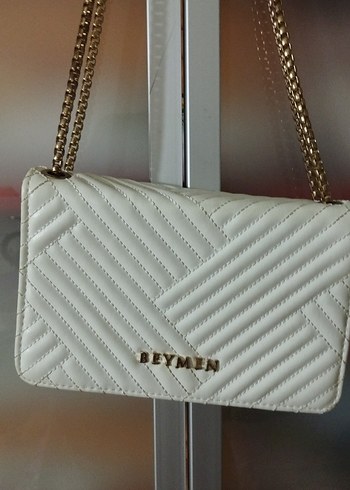Beymen Zincir Detaylı Beyaz Deri Kadın Çanta