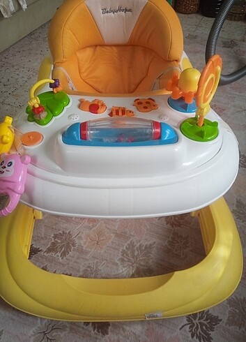 Bebek yürüteç 