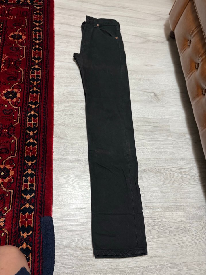 Düğmeli Siyah kadın Kot jean Pantolon levis 501 — görsel 6/9