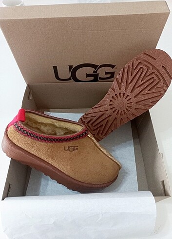 39 Beden UGG TAZZ TASMAN KAPALI PLATFORM BOT