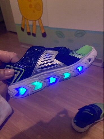 Skechers ışıklı spor ayakkabı