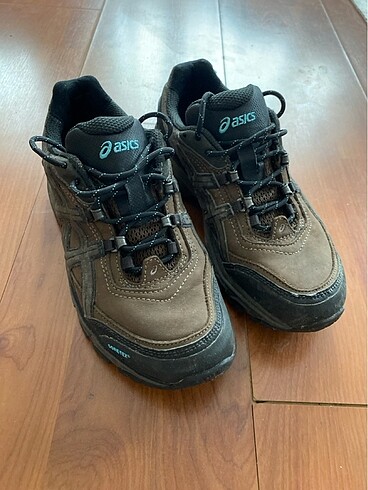 Asics orjinal goretex spor ayakkabı