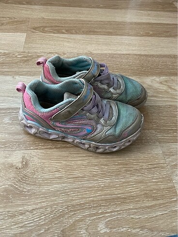 Skechers orjinal kız çocuk ayakkabısı