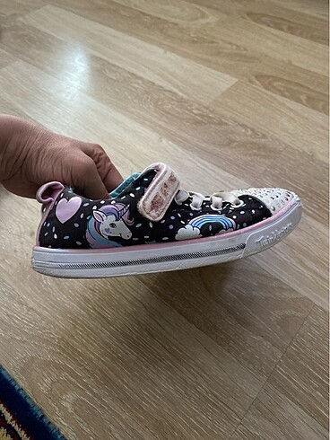 Skechers unicorn 31 numara orjinal ayakkabı