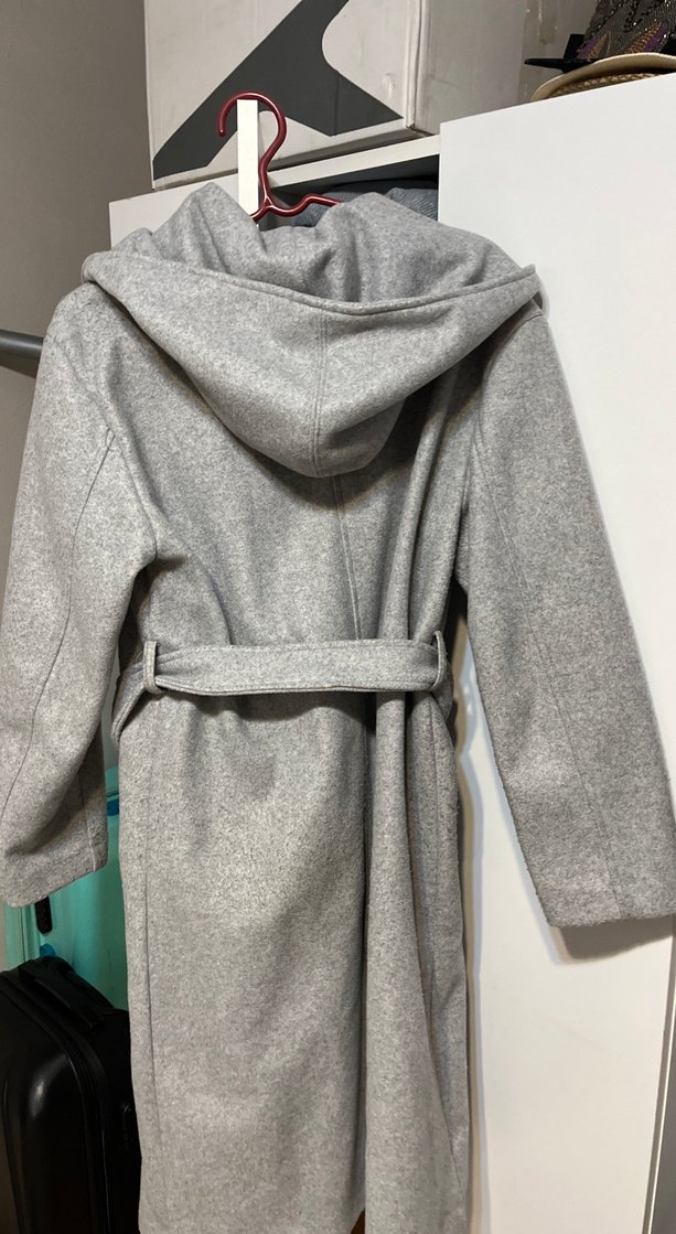 Açık gri kapüşonlu uzun kaban - Görsel 3