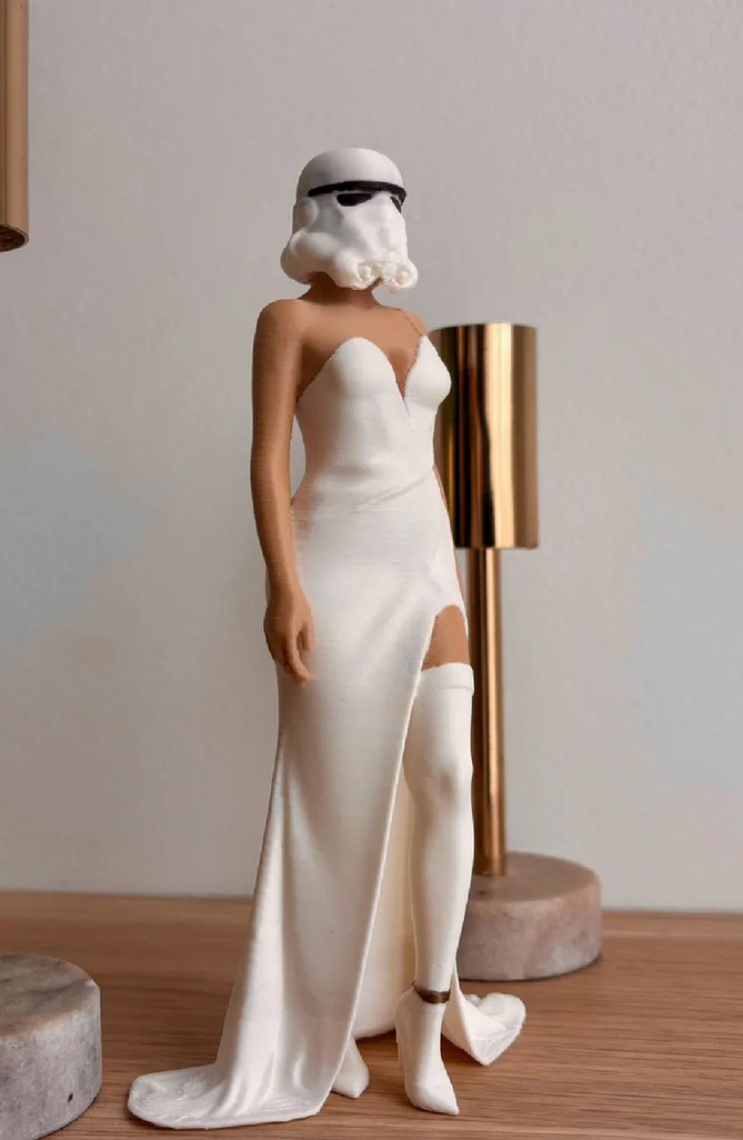 Stormtrooper Girl 16cm - Görsel 3