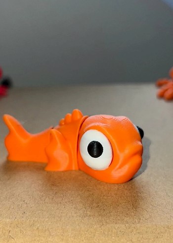 Turuncu Renkli Canlı Animasyon Figürü - Görsel 2