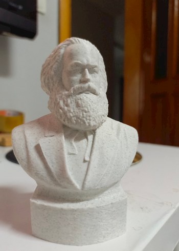 Karl Marx Beyaz Heykel Figür - Görsel 2