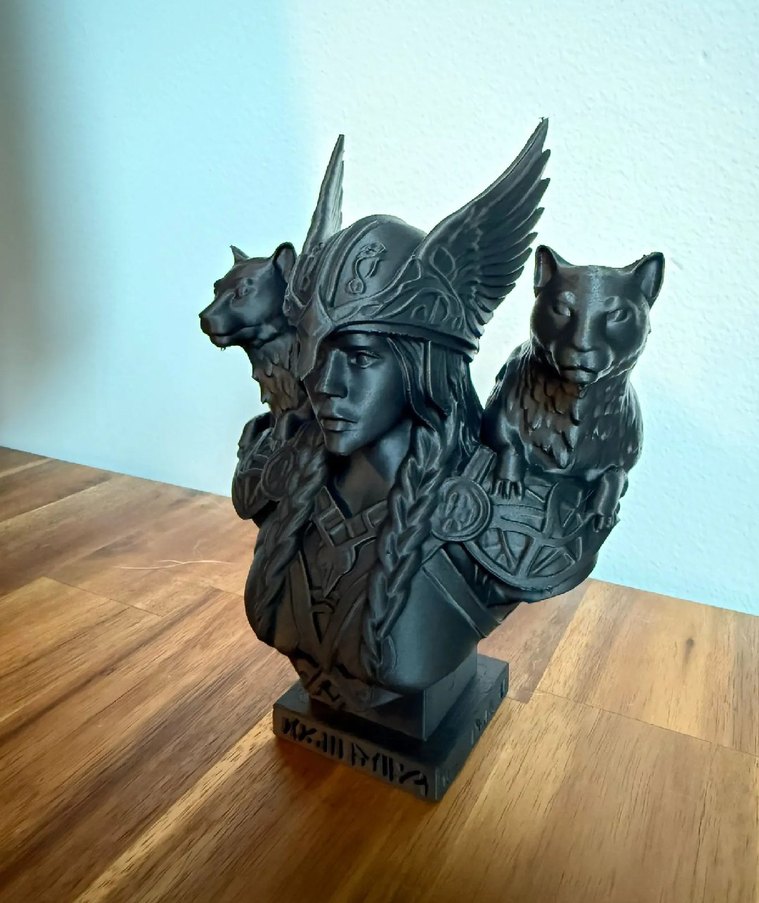 Siyah Viking Kadın Büstü Figür 16cm - Görsel 2