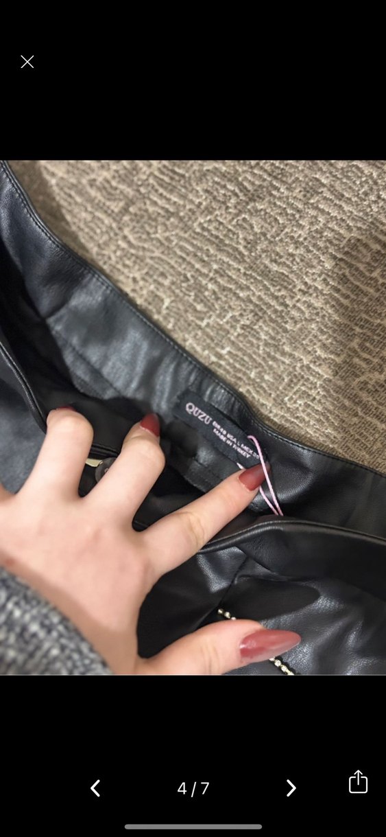 Siyah Deri Mini Şort - Görsel 3