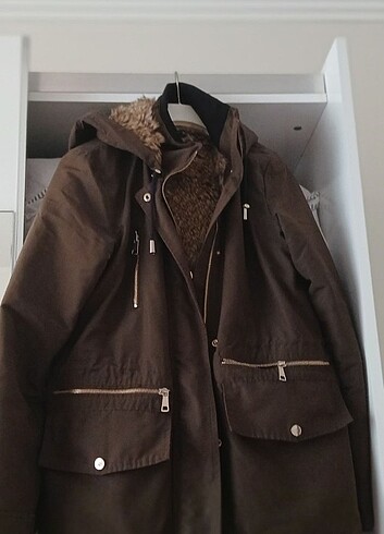  Kürklü Mont