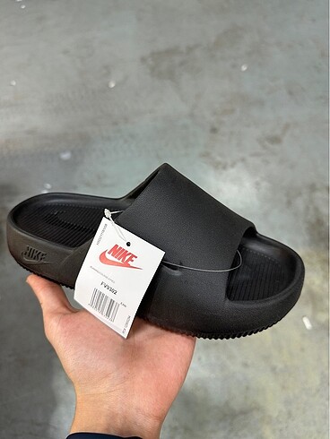 Nike terlik