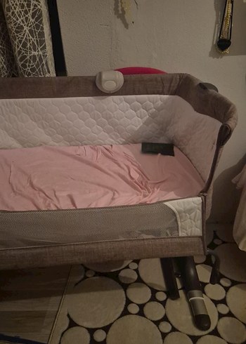 Kahverengi ve Gri Oyun Parkı Yatağı - Görsel 2