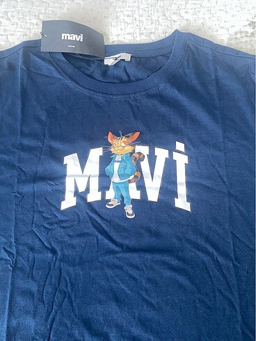 Mavi Jeans mavi markalı hiç giyilmemiş tişört