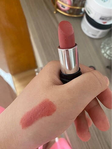  Beden pembe Renk pastel nude ruj