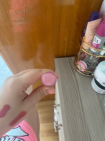  Beden Renk sephora pembe ışıltılı lipgloss