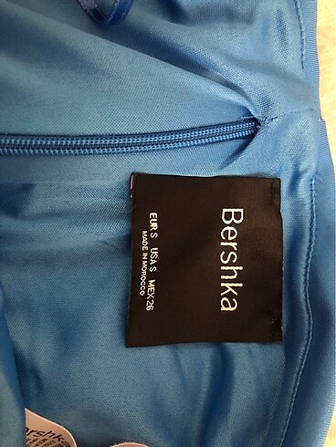 s Beden Bershka mavi straplez crop