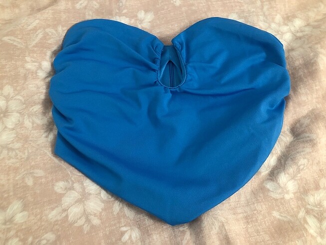 Bershka mavi straplez crop