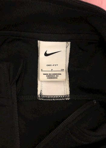 s Beden Nike Kız Siyah Fermuarlı Eşofman Takımı