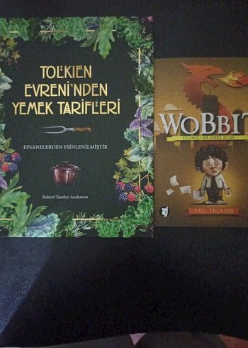 Tolkien Evreni'nden Yemek Tarifleri ve Wobbi Kitapları