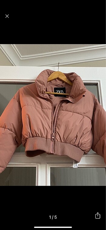 ZARA MONT