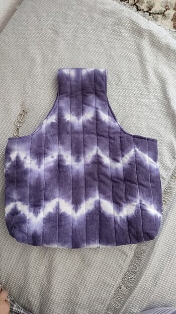 Çift taraflı batik çanta