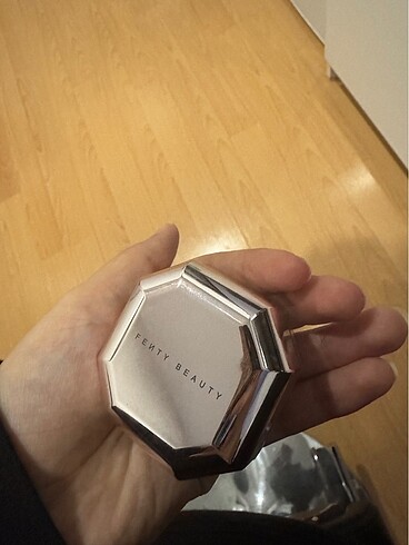 Fenty beauty pudra butter 02