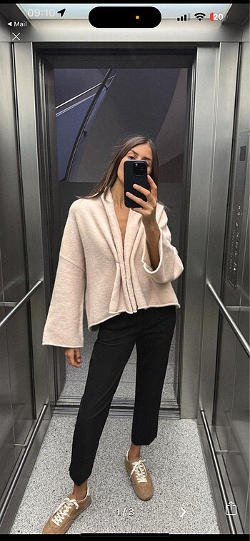 Zara altın aplikeli örgü ceket