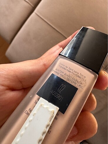 Beden Lancome teint idole wear